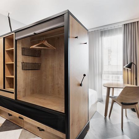 Stay Kooook Geneva City - Online Check In New Opening Buitenkant foto